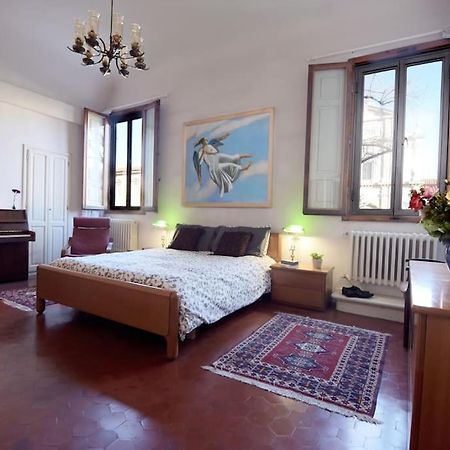 Cozy Apartment With Private Garden - City Center - Florence Exterior photo