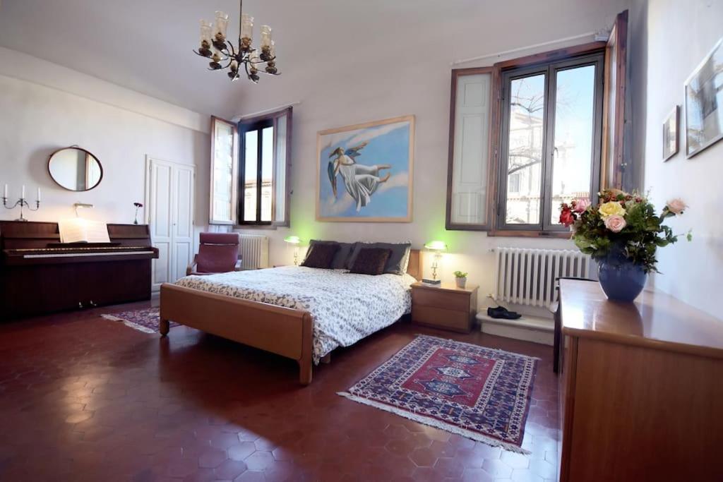 Cozy Apartment With Private Garden - City Center - Florence Exterior photo